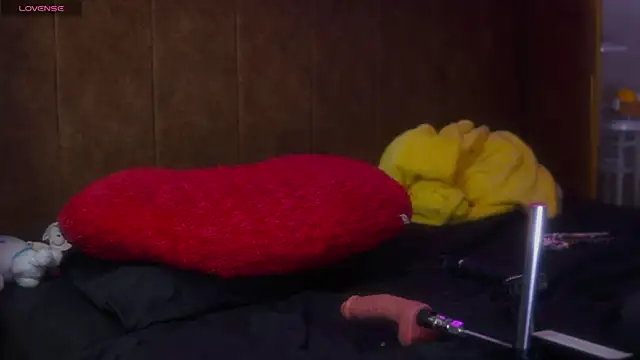 laybunny1 Show Webcam
