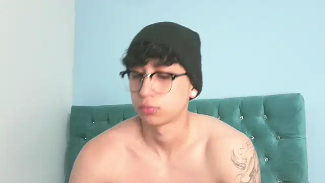 Živý XXX chat _Thomas_hot_