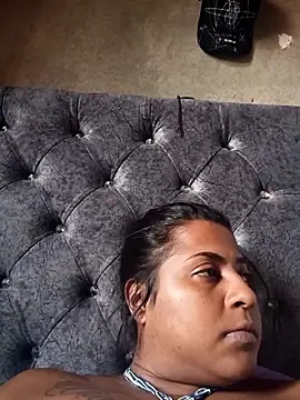Giselabrunette25 লাইভ XXX চ্যাট