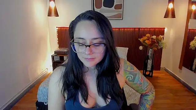 KatherineBond's Live XXX Chat