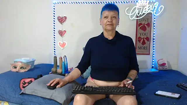 loquitaqueen011 Live XXX-chat