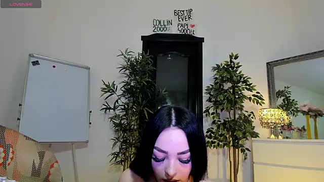 Peanaughty – webcam-show