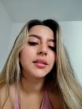 Chat XXX ao vivo de CelesteBlaze_