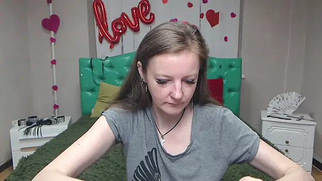 MeganPirs লাইভ XXX চ্যাট