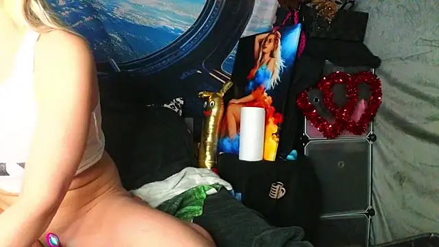 KittyMia 即時 XXX 聊天