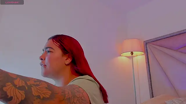 AfroditaVega_: онлайн-секс-чат