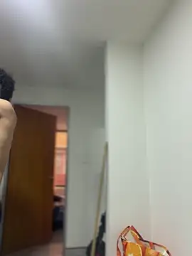 Chat +18 de yoursexyjose ao vivo