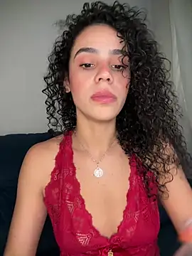 SirenStell0 Adlı Modelin Canlı XXX Sohbeti