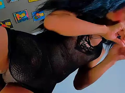 nathasha-hotts Show in webcam