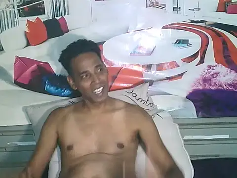 IndianHunk01 在線直播表演