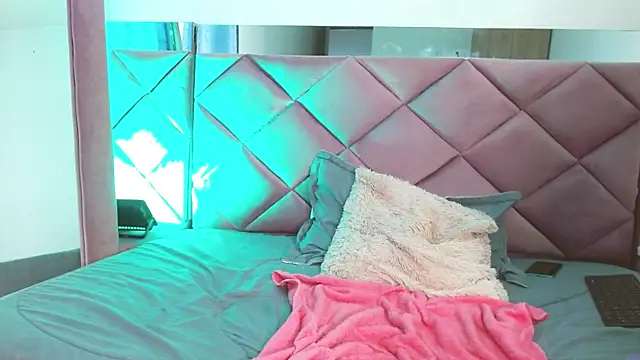 Chat XXX en directo de Rosee7