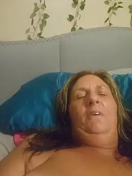 SultrySummer68 live XXX chat