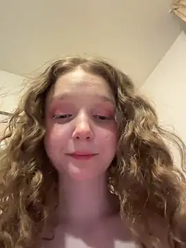 Chatroom XXX en direct de outside_rosy