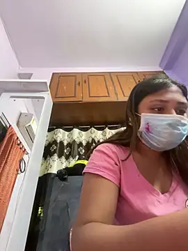 Yourhornynightmare's Webcam Show