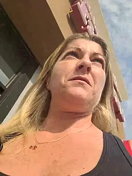 NikkiBlisss' Live XXX Chat