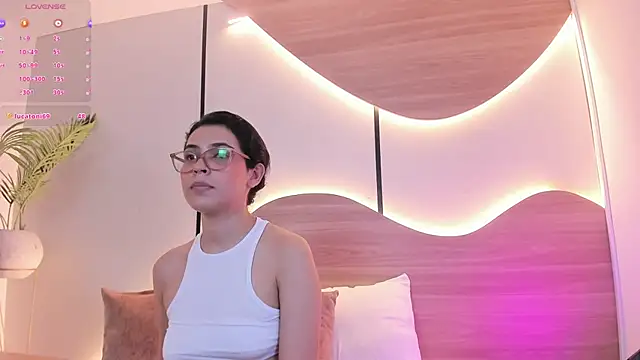 desireee_ Live XXX Chat