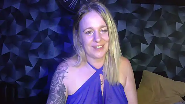 Delichieuse5 Pertunjukan Webcam