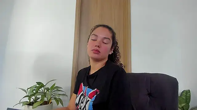 MiaRouseexn Live XXX chat