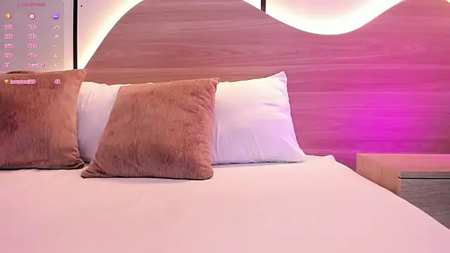 desireee_: онлайн-секс-чат