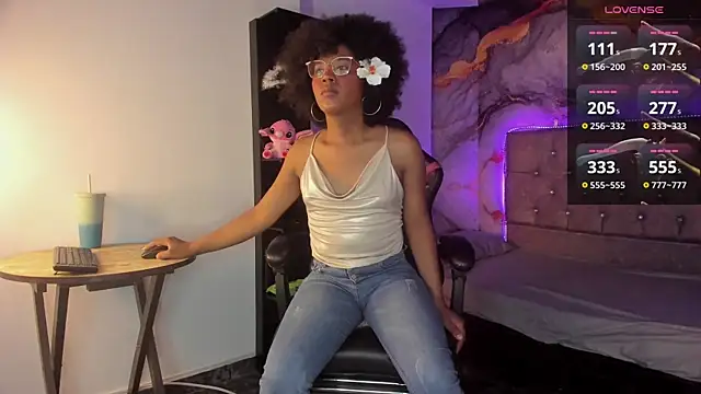 Chat XXX ao vivo de CataleyaMoon_
