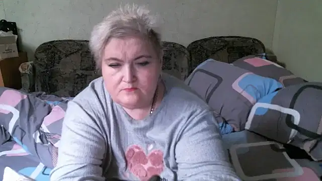 Lana555 élő XXX-chatje