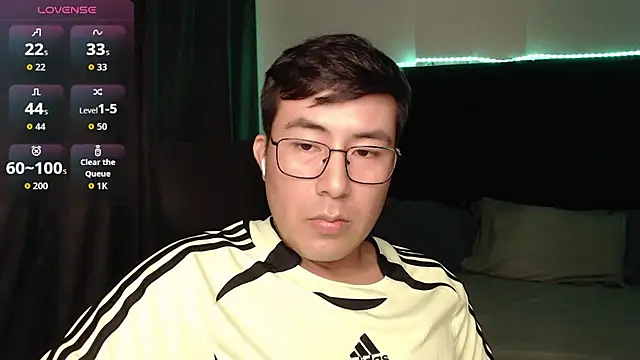 Вебкам-шоу andrewmhilton_