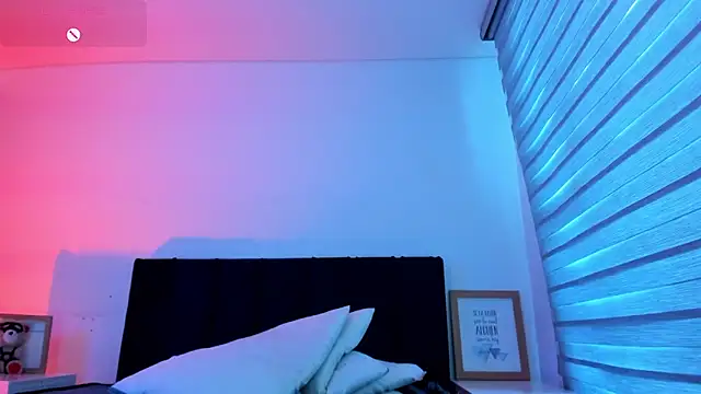 Živý XXX chat melanie_roux__