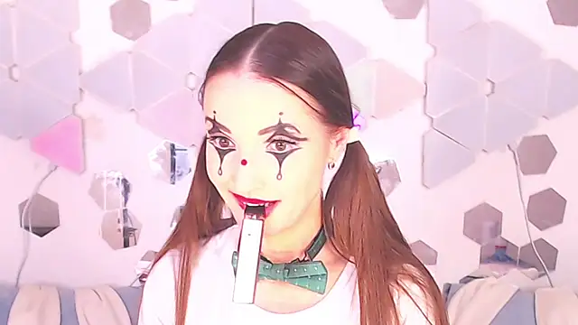Онлайн чат XXX LexiKiss