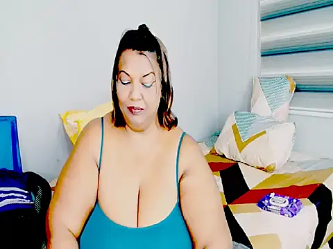 Sassy_Tassy Live XXX-chat