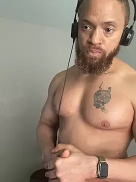 XXX chat uživo modela Fathero1time