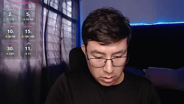 andrewmhilton_'s Live XXX Chat