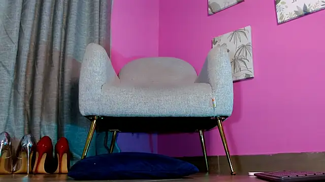 emily_ox0's Live XXX Chat