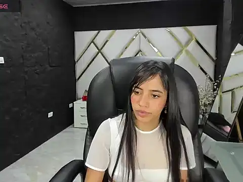 hazel_18_ 现场XXX聊天