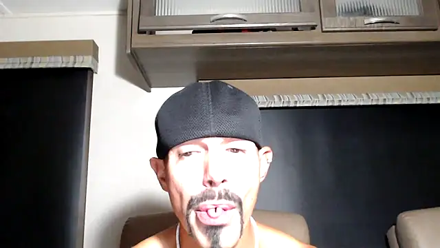 ThickD2C's Live XXX Chat