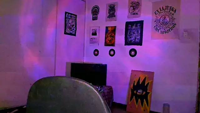 Czat XXX na żywo – alex_one888