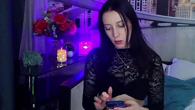 MonicaSweetxのライブXXXチャット