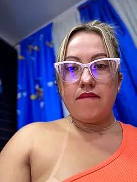 VIOLETA-25_'s Live XXX Chat