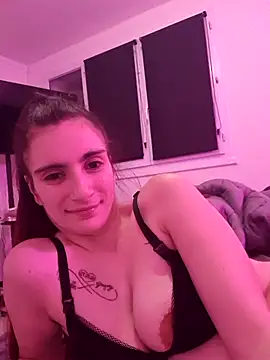 Chatroom XXX en direct de MichouxXxx
