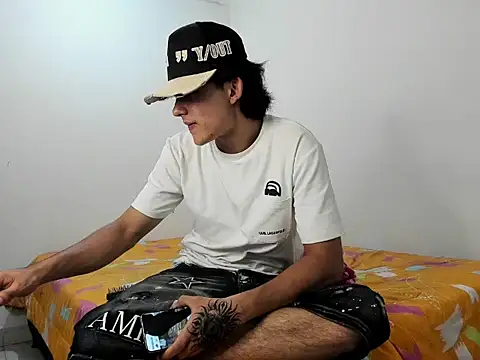 monky_0002n Live XXX chat