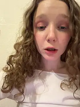 Chatroom XXX en direct de outside_rosy