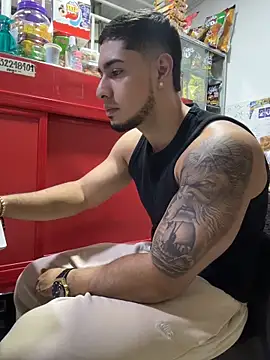XXX chat uživo modela Dimitri_Colleman