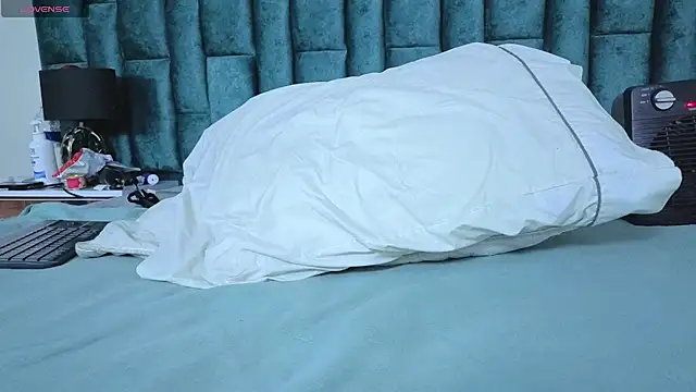 XXX chat uživo modela Emma_Foxi