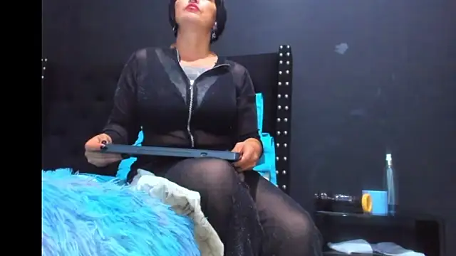 amareto_queen's Live XXX Chat