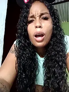 Laura20lopez 即時 XXX 聊天