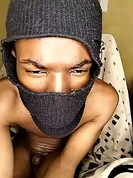 Breezyvikky 现场XXX聊天
