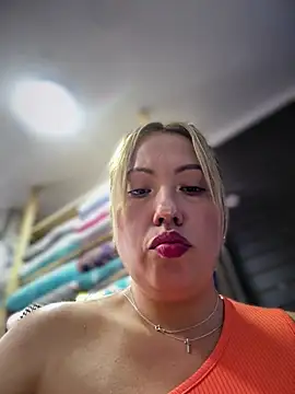 VIOLETA-25_'s Live XXX Chat