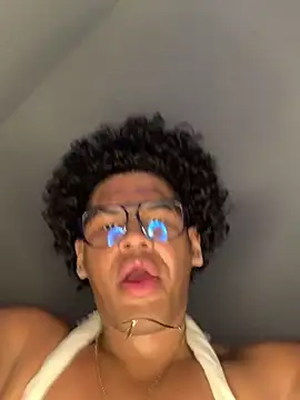 sebastian_bs' Webcam Show