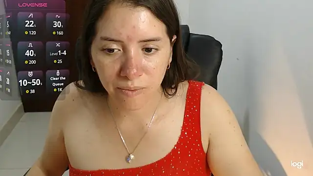 spicey_latinaのライブXXXチャット