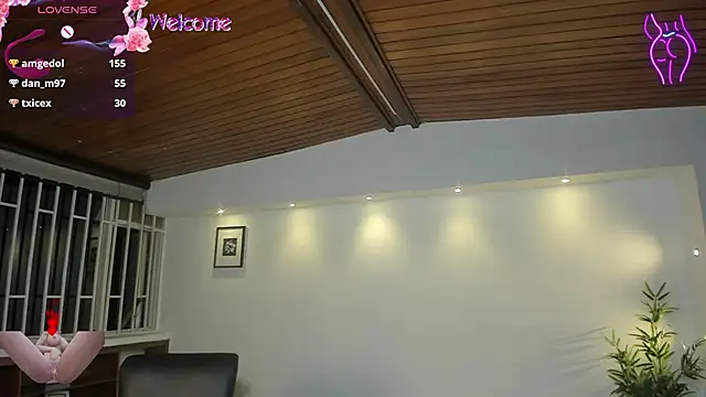 victoria_mooree's Live XXX Chat