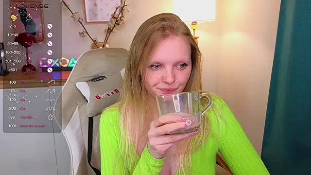evangel1ne's Live XXX Chat